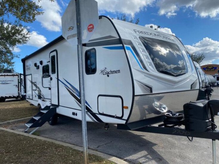Thumbnail Photo undefined for New 2023 Coachmen Freedom Express 252RBS